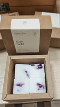 Load image into Gallery viewer, DATE NIGHT WAX MELTS